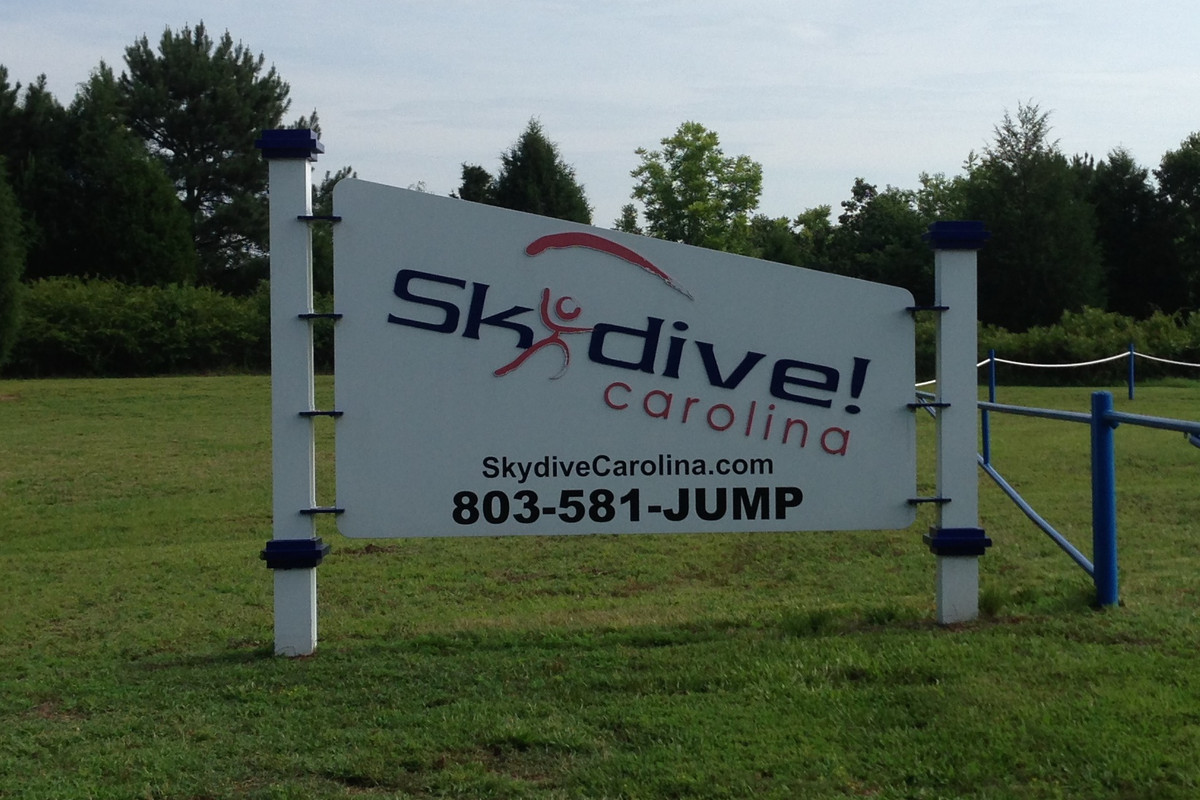 Skydive Carolina Sign